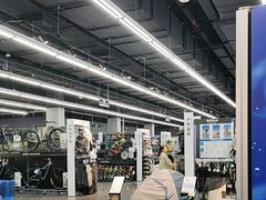-迪卡侬(越秀公园店)