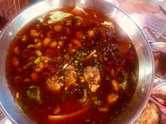 -金渝海鲜烧烤万州烤鱼店