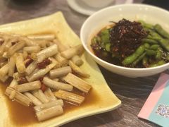 酸辣藕带-靓靓蒸虾(中山公园店)