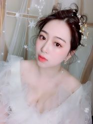 -艾米丽婚纱礼服