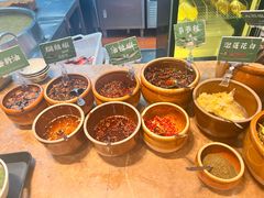 -云阿蛮云南生烫牛肉米线(奉贤路店)