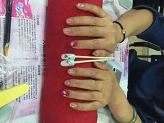 维丽娅美容美甲化妆学校-维丽娅正规美业培训学校