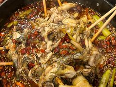 -鸿顺老铁锅美蛙鱼府(解放碑店)