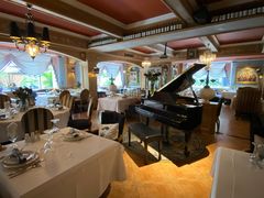 -火车头法国西餐厅