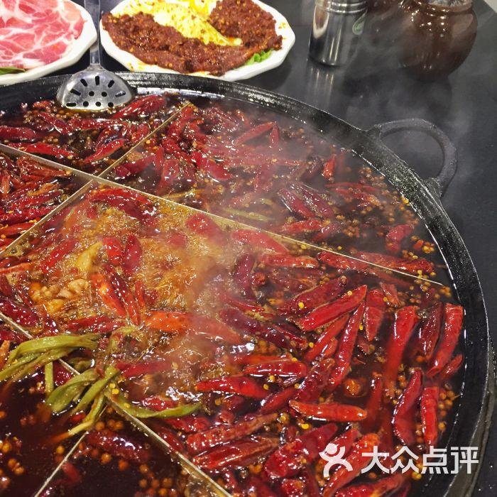 黄二哥老火锅(沙坪坝店)图片 - 第1张