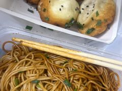 -香山胡记吴江路生煎(灵山路店)