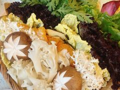 菌蔬拼盘-烹然四季椰子鸡火锅(团结湖总店)