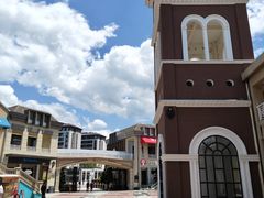 -王府井奥莱临潼小镇(临潼店)