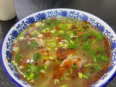 -撒拉人家.酸菜牦牛肉火锅