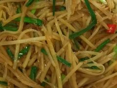 -红岩美食坊(伊春市伊春区)