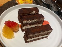 提拉米苏-花潮料理艺食馆(世欧广场店)