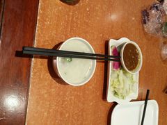 免费的皮蛋粥-金刚山烧烤(红旗大街店)