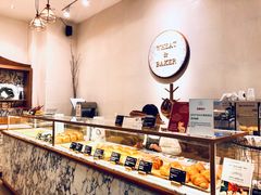 面包甜点陈列柜-WHEAT&BAKER-麥(凯德来福士店)