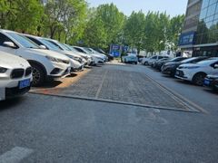 -山姆会员商店·停车场