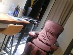 -喜鹊愉家酒店(郑州曼哈顿博览中心地铁站店)