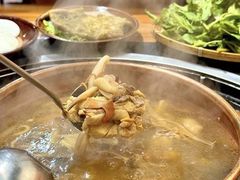 -阿山卓·野生菌火锅·纳西火塘烤肉