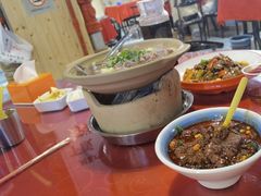 -冯烫烫跷脚牛肉·川菜小馆(武胜西街店)