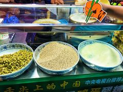 -正宁路小吃夜市