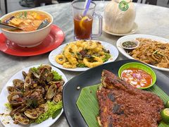 -明记烧鱼美味店