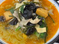 麻辣烫-瑞杰烧烤店·24小时营业(山东路店)