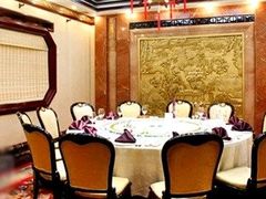 包厢-鹊华居·地道鲁菜·海鲜·融合味(大明湖店)