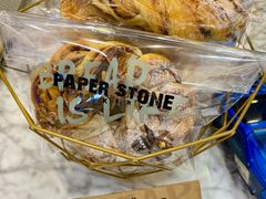 榛子扁桃仁布里欧面包圈-PAPER STONE BAKERY(天环店)