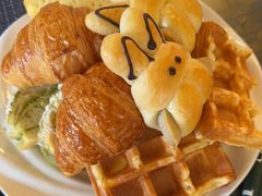 -池畔烧烤自助·海鲜·M秀演出(美高梅度假酒店)