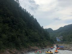 -龙井峡漂流