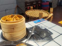 -卤校长重庆火锅(恒隆广场店)