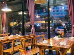 大堂-四禧精酿烧烤串吧(大明湖店)