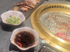 -铭牛烧肉·和牛海鲜自助(高新月牙湖店)