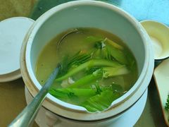 咸蛋黄芥菜瘦肉汤-正宗鸡饭粤香酒家(朱村店)
