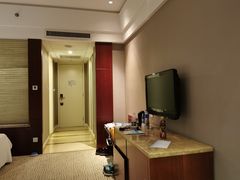 -宜昌均瑶国际酒店(宜昌CBD购物中心夷陵广场店)