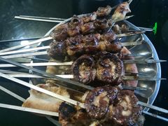 -烤肉小伙烤肉店
