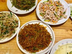 酸萝卜丝炒粉-姥姥家春饼店(惠新东街店)