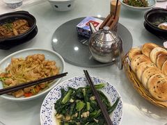 -围龙屋客家食府(福田店)