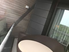 -上海滴水湖皇冠假日酒店