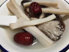 -牛头鱼庄·地道广西菜(鲁班店)