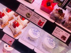 -巴黎贝甜(大宁国际商业广场店)