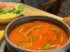 -贵厨酸汤牛肉(花果园国际中心店)