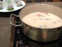 -捞王锅物料理(上海世茂广场店)