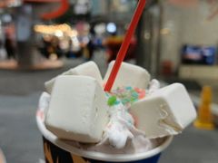-DQ·蛋糕·冰淇淋(大宁国际商业广场店)