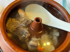 -彩云天云南餐厅