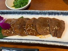 厚切牛舌-魔丼屋(日月光店)