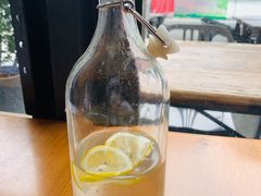 柠檬水-薇酌饮·陕西菜(南门外店)