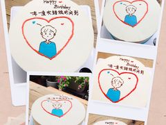 简笔画头像手绘蛋糕-艾加柒克蛋糕茶歇甜品台(春熙路店)