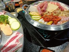 -哈哈碳都·牛肋条无限自助烤肉(宝龙店)