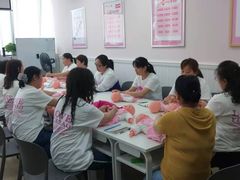 -爱月宝月嫂·育儿嫂