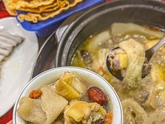 -花苑美食横琴生蚝火锅(拱北粤华路店)