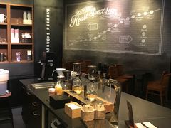 大堂-星巴克臻选(深圳皇庭广场分店)